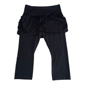 Athleta Elation 2 In 1 Black Skirted Cropped Capri Leggings Size Medium Petite